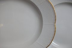 KPM (BERLIN) NEUOSIER 05-   SERVINGPLATTER  13 1/4"   .....   ttps://jaapiesfinechinastore.com
