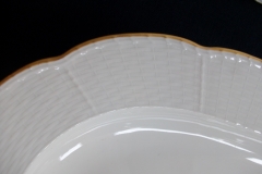 KPM (BERLIN) NEUOSIER 05-   SERVINGPLATTER  13 1/4"   .....   ttps://www.jaapiesfinechinastore.com