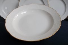 KPM (BERLIN) NEUOSIER 05- OPEN  RIM SERVING  BOWL  12"  .....   ttps://jaapiesfinechinastore.com