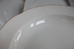 KPM (BERLIN) NEUOSIER 05- OPEN  RIM SERVING  BOWL  12"  .....   ttps://jaapiesfinechinastore.com