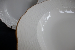 KPM (BERLIN) NEUOSIER 05- OPEN  RIM SERVING  BOWL  12"  .....   ttps://www.jaapiesfinechinastore.com