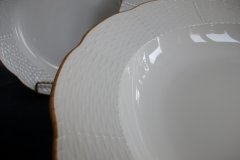KPM (BERLIN) NEUOSIER 05- OPEN  RIM SERVING  BOWL  12"  .....   ttps://jaapiesfinechinastore.com