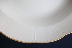 KPM (BERLIN) NEUOSIER 05- OPEN  RIM SERVING  BOWL  12"  .....   ttps://jaapiesfinechinastore.com