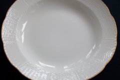 KPM (BERLIN) NEUOSIER 05- OPEN  RIM SERVING  BOWL  12"  .....   ttps://jaapiesfinechinastore.com