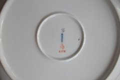 KPM (BERLIN) NEUOSIER 05- OPEN  RIM SERVING  BOWL  12"  .....   ttps://jaapiesfinechinastore.com