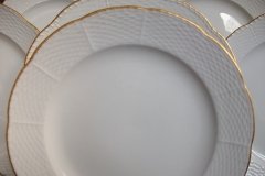 KPM (BERLIN) NEUOSIER 05- SALAD  PLATE   ..... http://jaapiesfinechinastore.com