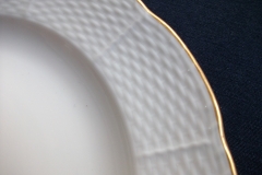 KPM (BERLIN) NEUOSIER 05- SALAD  PLATE   ..... https://www.jaapiesfinechinastore.com