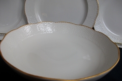 KPM (BERLIN) NEUOSIER 05-  SALAD SERVING BOWL   .....   ttps://www.jaapiesfinechinastore.com