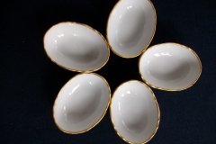 KPM (BERLIN) NEUOSIER 05-   INDIVIDUAL SALTS  .....   ttps://jaapiesfinechinastore.com