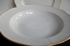 KPM (BERLIN) NEUOSIER 05- RIM SOUP  PLATE   ..... https://www.jaapiesfinechinastore.com