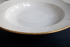 KPM (BERLIN) NEUOSIER 05- RIM SOUP  PLATE   ..... https://www.jaapiesfinechinastore.com