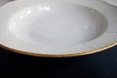 KPM (BERLIN) NEUOSIER 05- RIM SOUP  PLATE   ..... http://jaapiesfinechinastore.com