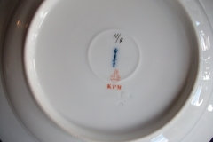 KPM (BERLIN) NEUOSIER 05- RIM SOUP  PLATE   ..... https://www.jaapiesfinechinastore.com