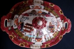 MASON'S #447 CANTON RED-  COVERED SERVING BOWL   .....   http://jaapiesfinechinastore.com