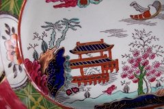 MASON'S #447 CANTON RED-  COVERED SERVING BOWL   .....   http://jaapiesfinechinastore.com