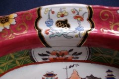 MASON'S #447 CANTON RED-  COVERED SERVING BOWL   .....   http://jaapiesfinechinastore.com