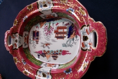 MASON'S #447 CANTON RED-  COVERED SERVING BOWL   .....   https://www.jaapiesfinechinastore.com