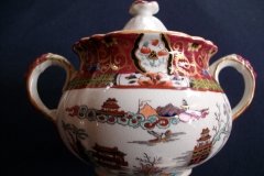 MASON'S #447 CANTON RED-  COVERED SUGAR BOWL   .....   http://jaapiesfinechinastore.com