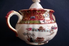 MASON'S #447 CANTON RED-  COVERED SUGAR BOWL   .....   http://jaapiesfinechinastore.com
