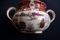 MASON'S #447 CANTON RED-  COVERED SUGAR BOWL   .....   http://jaapiesfinechinastore.com