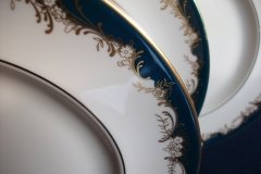 MINTON GROSVENOR- DINNER PLATE    .....   http://jaapiesfinechinastore.com