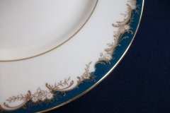 MINTON GROSVENOR- SALAD PLATE    .....   http://jaapiesfinechinastore.com