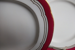 MINTON MAROON GILT OUTLINES- PLATTER 12 5/8   .....   https://www.jaapiesfinechinastore.com