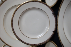 MINTON ST JAMES- BREAD & BUTTER PLATE   .....   https://www.jaapiesfinechinastore.com