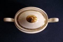 MINTON ST JAMES- COVERED SUGAR BOWL   .....   http://jaapiesfinechinastore.com
