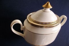 MINTON ST JAMES- COVERED SUGAR BOWL   .....   http://jaapiesfinechinastore.com