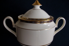 MINTON ST JAMES- COVERED SUGAR BOWL   .....   https://www.jaapiesfinechinastore.com