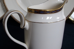 MINTON ST JAMES- CREAMER   .....   https://www.jaapiesfinechinastore.com