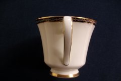 MINTON ST JAMES- CUP & SAUCER   .....   http://jaapiesfinechinastore.com