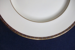 MINTON ST JAMES- DINNER PLATE   .....   https://www.jaapiesfinechinastore.com