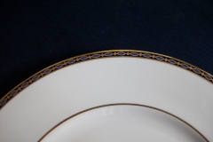 MINTON ST JAMES- DINNER PLATE   .....   https://www.jaapiesfinechinastore.com