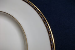 MINTON ST JAMES- DINNER PLATE   .....   https://www.jaapiesfinechinastore.com