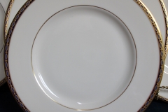 MINTON ST JAMES- SALAD PLATE   .....   https://www.jaapiesfinechinastore.com