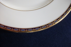 MINTON ST JAMES- SALAD PLATE   .....   https://www.jaapiesfinechinastore.com