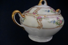 PAUL MULLER POMPADOUR- COVERED SUGAR BOWL   .....   https://www.jaapiesfinechinastore.com