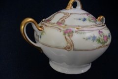 PAUL MULLER POMPADOUR- COVERED SUGAR BOWL   .....   http://jaapiesfinechinastore.com