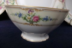 PAUL MULLER POMPADOUR- CRANBERRY BOWL    .....   http://jaapiesfinechinastore.com