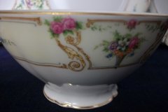 PAUL MULLER POMPADOUR- CRANBERRY BOWL    .....   http://jaapiesfinechinastore.com