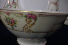 PAUL MULLER POMPADOUR- CRANBERRY BOWL    .....   http://jaapiesfinechinastore.com