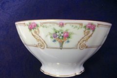 PAUL MULLER POMPADOUR- CRANBERRY BOWL    .....   http://jaapiesfinechinastore.com
