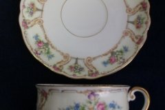 PAUL MULLER POMPADOUR- CUP & SAUCER    .....   http://jaapiesfinechinastore.com