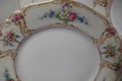 PAUL MULLER POMPADOUR- DINNER PLATE  9  7/8 " ..... https://www.jaapiesfinechinastore.com