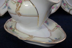 PAUL MULLER POMPADOUR- GRAVY BOAT WITH UNDERPLATE    .....   https://www.jaapiesfinechinastore.com