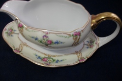 PAUL MULLER POMPADOUR- GRAVY BOAT WITH UNDERPLATE    .....   https://www.jaapiesfinechinastore.com