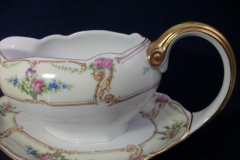 PAUL MULLER POMPADOUR- GRAVY BOAT WITH UNDERPLATE    .....   https://www.jaapiesfinechinastore.com