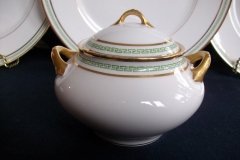 PORCELAINE LIMOUSINE/MARTIAL REDON GREEN GREEK KEY-  COVERED SUGAR BOWL   ..... http://jaapiesfinechinastore.com